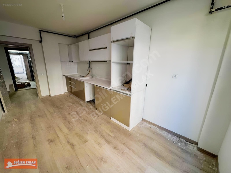 Buğlem Den Bölcek'te K. Garajlı Ebeveyn Banyo K.balkon 3+1 — fotoğraf 8