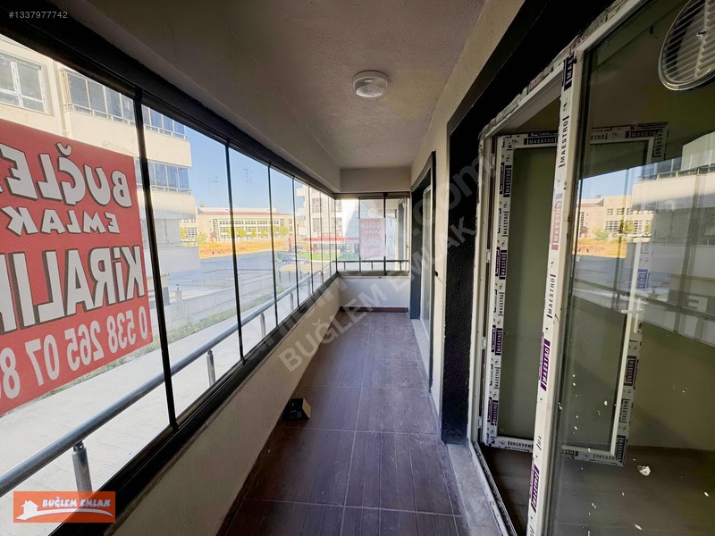 Buğlem Den Bölcek'te K. Garajlı Ebeveyn Banyo K.balkon 3+1 — fotoğraf 12