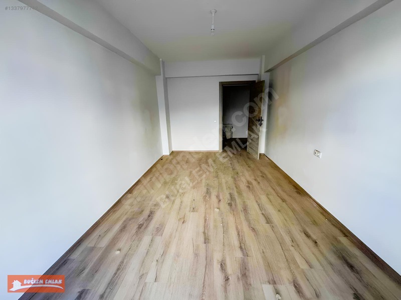 Buğlem Den Bölcek'te K. Garajlı Ebeveyn Banyo K.balkon 3+1 — fotoğraf 18