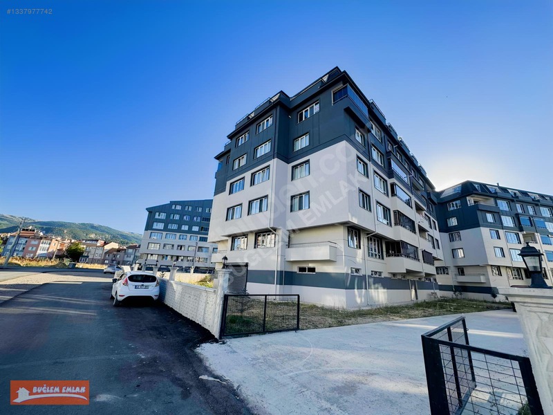 Buğlem Den Bölcek'te K. Garajlı Ebeveyn Banyo K.balkon 3+1 — fotoğraf 51