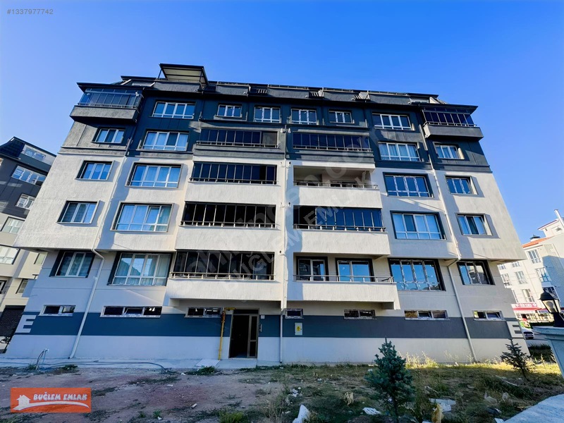 Buğlem Den Bölcek'te K. Garajlı Ebeveyn Banyo K.balkon 3+1 — fotoğraf 55