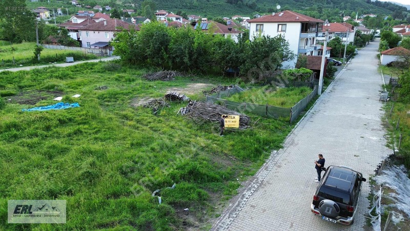 Erl Düzce Cumayeri Yaka Mah 500m2 Yol Kenarı Satılık Arsa — fotoğraf 2