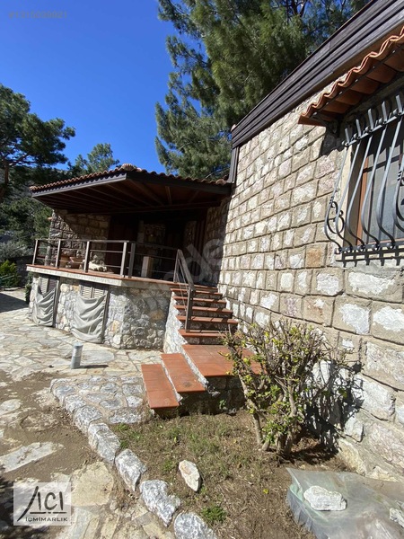 Turunç Amos Profesörler Sitesinde Taş Ev — fotoğraf 23