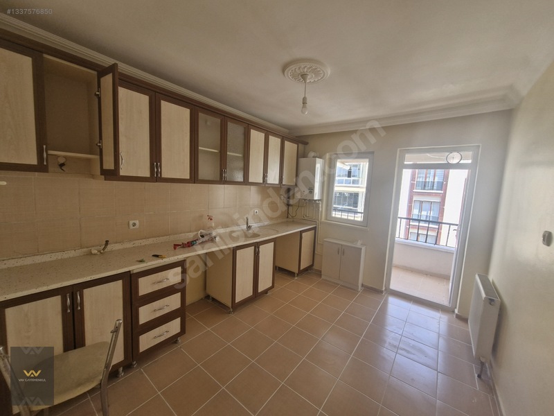 Yıldırım Mahallesi Merkezi Konumda Arakat Ta 130m Kiralık Daire — fotoğraf 2