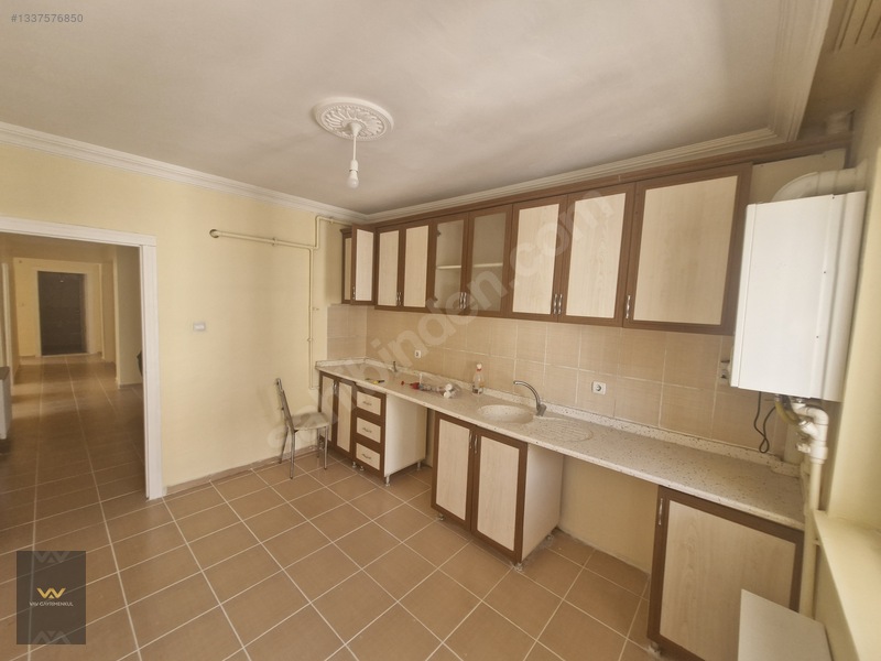 Yıldırım Mahallesi Merkezi Konumda Arakat Ta 130m Kiralık Daire — fotoğraf 3