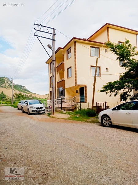Hanönü Merkezde 2+1 85 M² Giriş Katı Kombili Krediye Uygun Daire