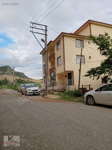 Hanönü Merkezde 2+1 85 M² Giriş Katı Kombili Krediye Uygun Daire — fotoğraf 2