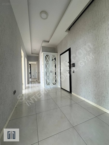 Mersin'de Kapalı Otoparklı,doğalgazlı,denize Sıfır Kiralık 3+1 — fotoğraf 11