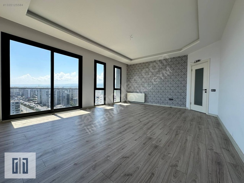 Mersin'de Kapalı Otoparklı,doğalgazlı,denize Sıfır Kiralık 3+1 — fotoğraf 13