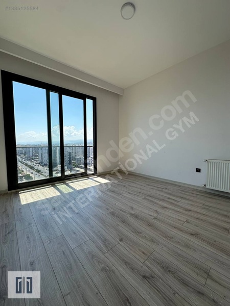 Mersin'de Kapalı Otoparklı,doğalgazlı,denize Sıfır Kiralık 3+1 — fotoğraf 21