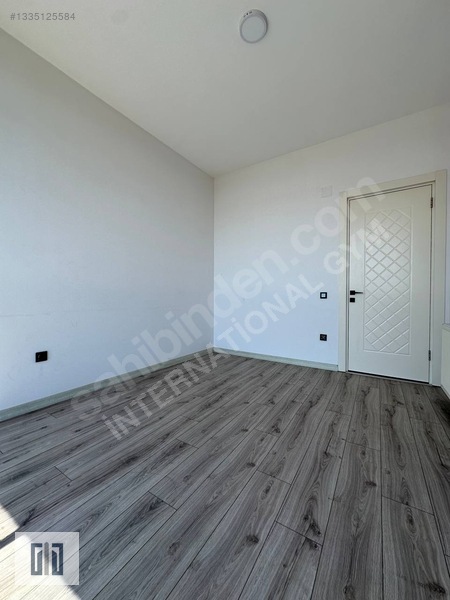 Mersin'de Kapalı Otoparklı,doğalgazlı,denize Sıfır Kiralık 3+1 — fotoğraf 23