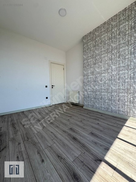 Mersin'de Kapalı Otoparklı,doğalgazlı,denize Sıfır Kiralık 3+1 — fotoğraf 31