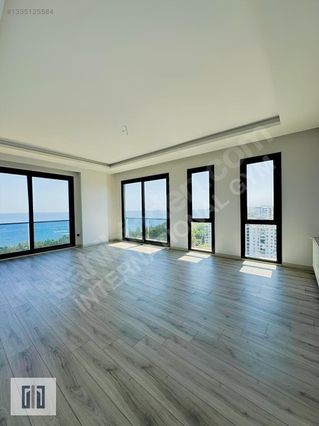 Mersin'de Kapalı Otoparklı,doğalgazlı,denize Sıfır Kiralık 3+1 — fotoğraf 35