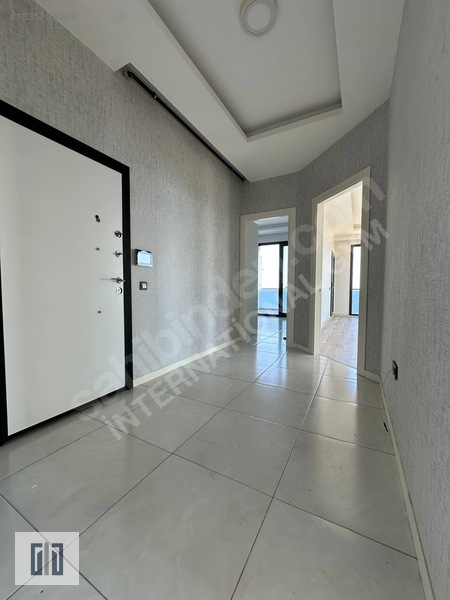 Mersin'de Kapalı Otoparklı,doğalgazlı,denize Sıfır Kiralık 3+1 — fotoğraf 36