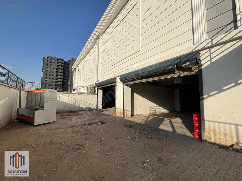 Rotasyon'dan Winstovn Yanı 2.000 M2 Kiralık Depo — fotoğraf 13