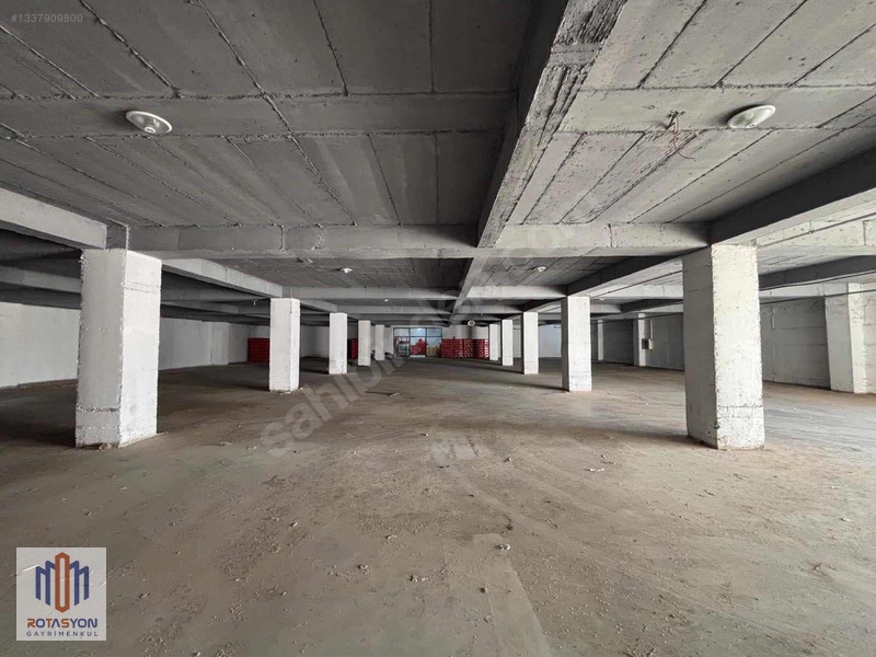 Rotasyon'dan Winstovn Yanı 2.000 M2 Kiralık Depo — fotoğraf 19