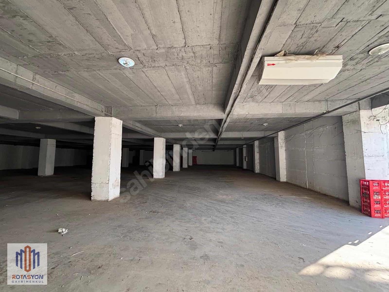 Rotasyon'dan Winstovn Yanı 2.000 M2 Kiralık Depo — fotoğraf 20