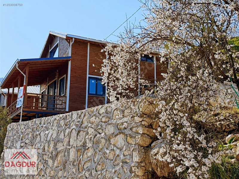 Dağdur Emlak'dan Uzunkaşta Ahşap Yayla Evi