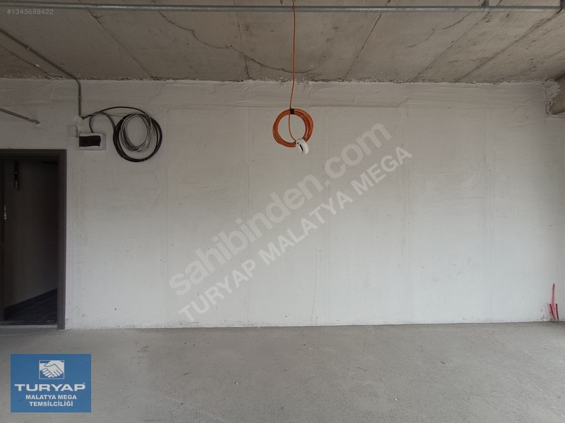 Turyap Mega'dan Yeni Çarşıda Akpınar Yanı 32m² Kiralık Ofis — fotoğraf 5