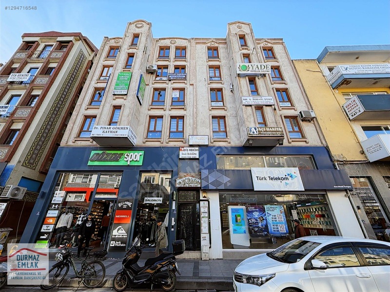 Durmaz Emlak'tan Çanakkale Demircioğlu Caddesi Satılık İş Yeri