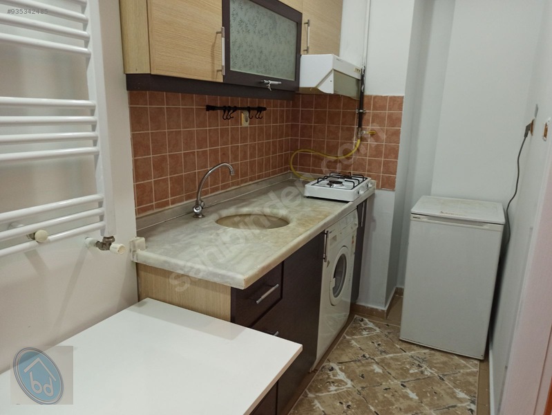 Baldemir'den Yenibağlar'da Satılık Eşyalı 1+1 Daire — fotoğraf 2