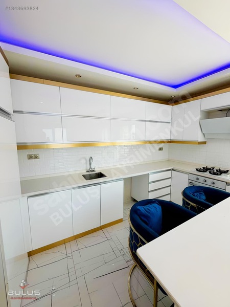 Yeşilevler Engel Cami Civarı İçi Full Yapılı 3+1 Kiralık Ev — fotoğraf 2
