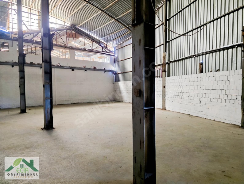 Gaziemir'de 1000m² Kiralık Depo & Fabrika - Ecir Den — fotoğraf 4