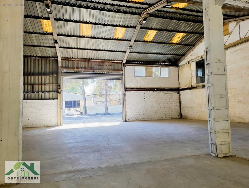 Gaziemir'de 1000m² Kiralık Depo & Fabrika - Ecir Den — fotoğraf 8