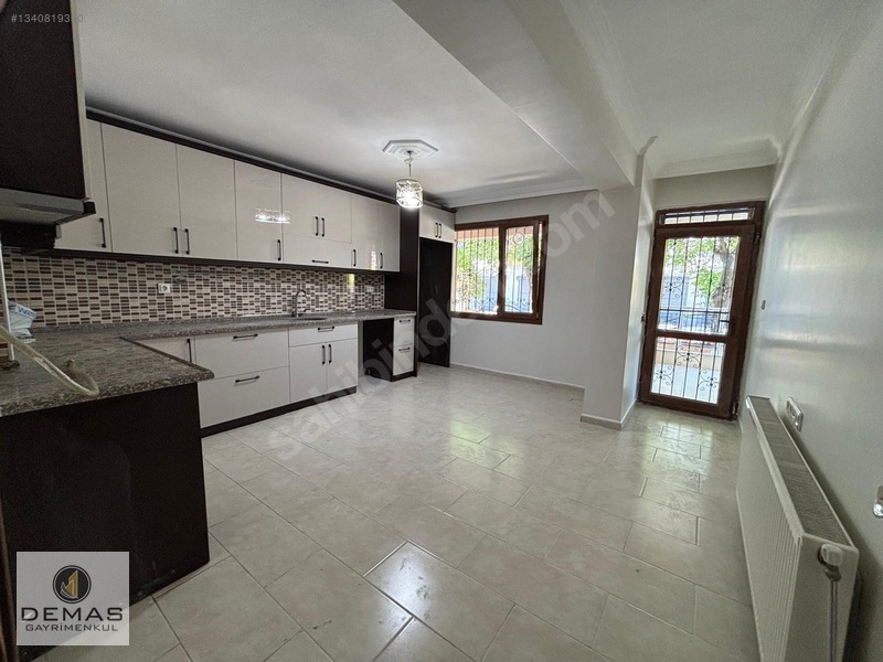 Yörük Mh. Kiralık 3+1 - 180 M2 Daire - Mükemmel Konum — fotoğraf 2