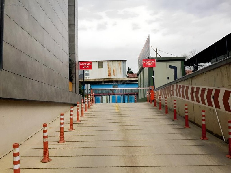 Yeniyapı'dan Meydan54 İş Merkezinde Kiralık Dubleks Ofis — fotoğraf 2