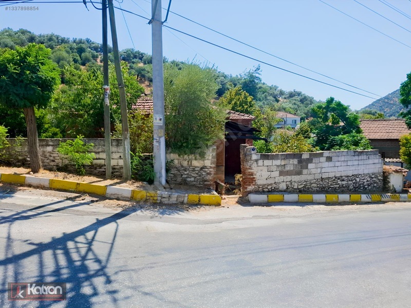 Bayındır Kaplıca Bölgesi Ergenlide 595m2 Bahçeli Ev — fotoğraf 3
