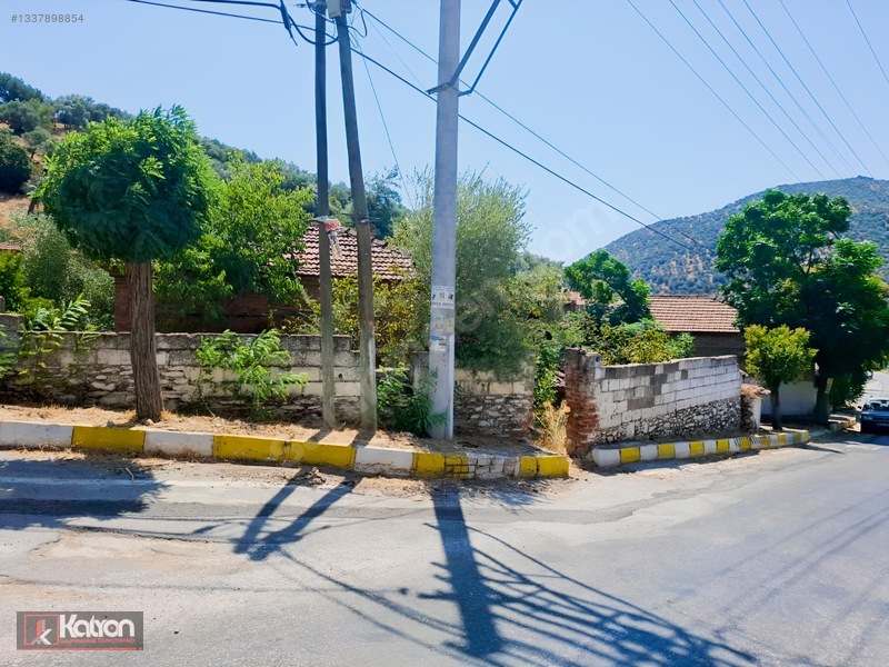 Bayındır Kaplıca Bölgesi Ergenlide 595m2 Bahçeli Ev — fotoğraf 4