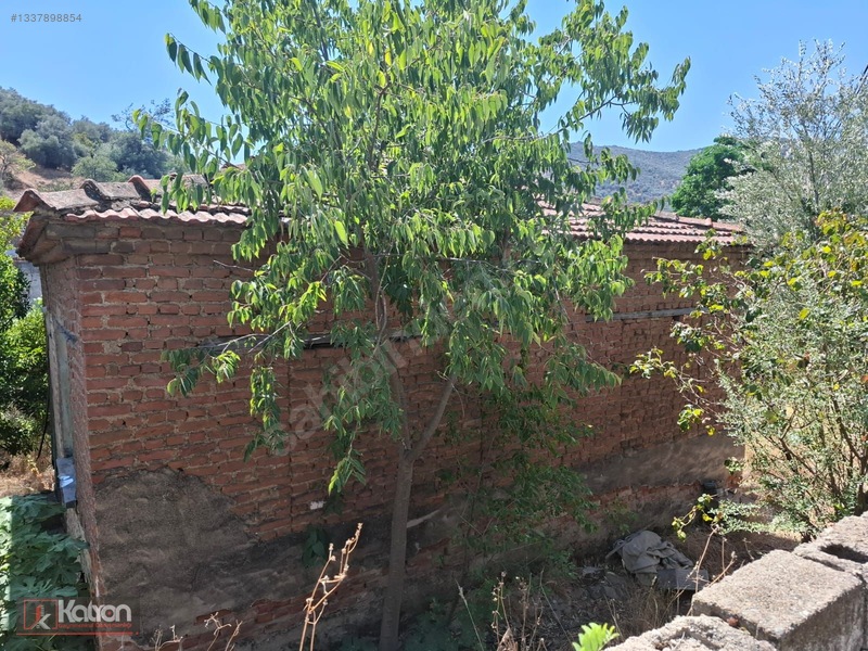 Bayındır Kaplıca Bölgesi Ergenlide 595m2 Bahçeli Ev — fotoğraf 10