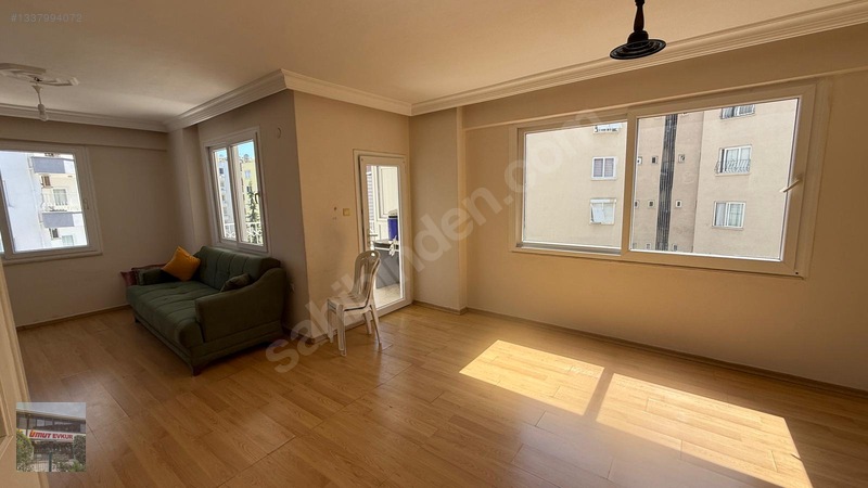 Yaşar Doğu Caddesinde Kiralık 2+1 Bağımsız Mutfaklı Daire — fotoğraf 2