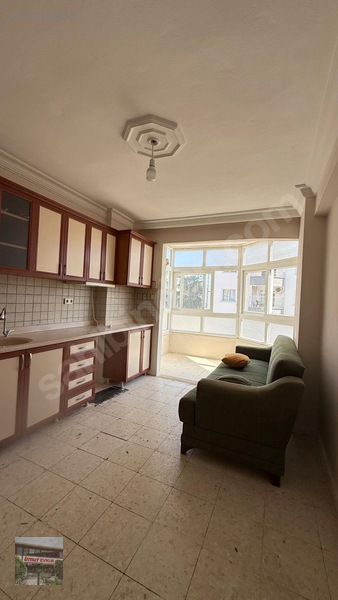 Yaşar Doğu Caddesinde Kiralık 2+1 Bağımsız Mutfaklı Daire — fotoğraf 5