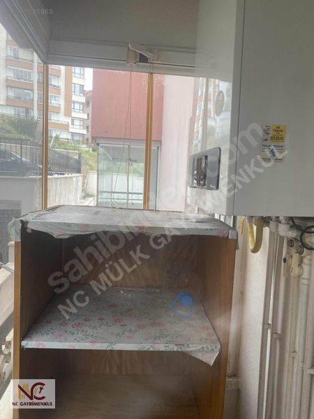 Nc'den Ş.c.karacada Sokullu Cd Üstü Masrafsız 3+1 1.katta 150 M2 — fotoğraf 23