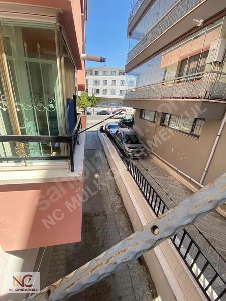 Nc'den Ş.c.karacada Sokullu Cd Üstü Masrafsız 3+1 1.katta 150 M2 — fotoğraf 28