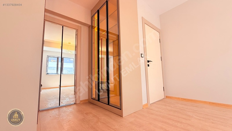 Umuttan Vural Baylan Bulv. Üzerinde Yerden Isıtmalı 3+1 Kiralık! — fotoğraf 15