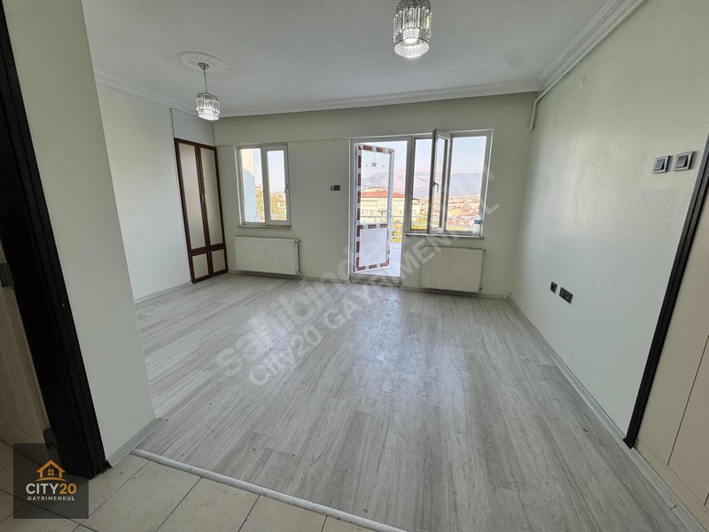 Çınara Yürüme Mesafesinde Satılık 2+1 Geniş Teraslı Daire — fotoğraf 8