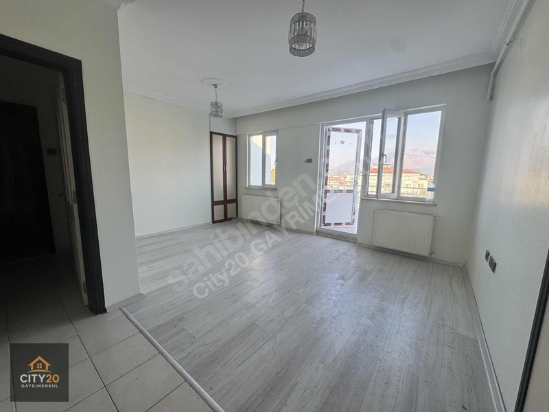 Çınara Yürüme Mesafesinde Satılık 2+1 Geniş Teraslı Daire — fotoğraf 9