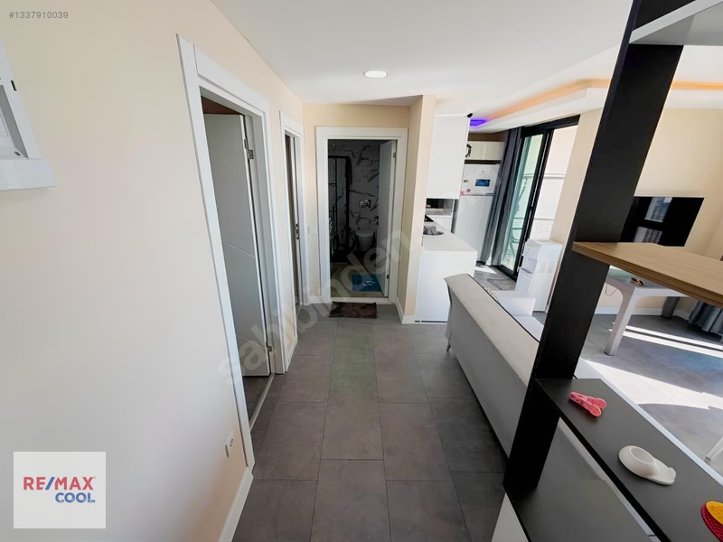 Akbükte Güvenlıklı Havuzlu Sıtede Full Denız Manzaralı 2+1 Daire — fotoğraf 8