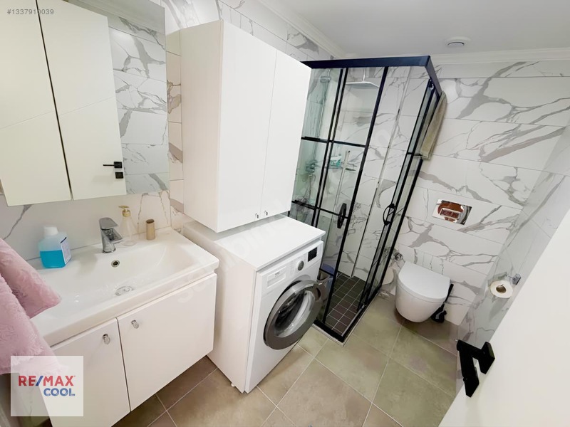 Akbükte Güvenlıklı Havuzlu Sıtede Full Denız Manzaralı 2+1 Daire — fotoğraf 10