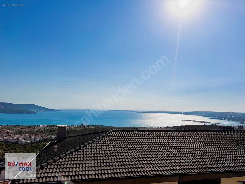 Akbükte Güvenlıklı Havuzlu Sıtede Full Denız Manzaralı 2+1 Daire — fotoğraf 16