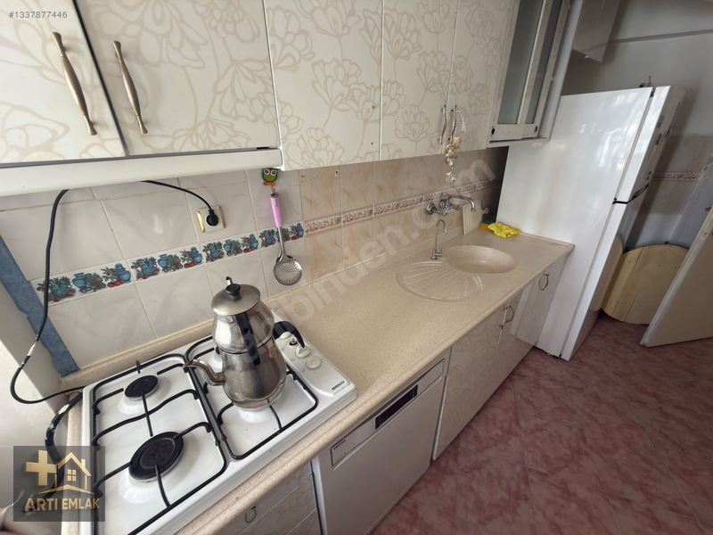 Artı Emlak'tan Güventepe Cad. Paraleli Ara Katta Satılık 2+1 — fotoğraf 7