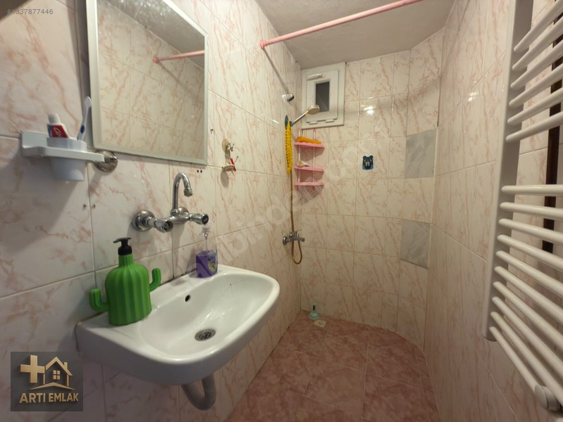 Artı Emlak'tan Güventepe Cad. Paraleli Ara Katta Satılık 2+1 — fotoğraf 18