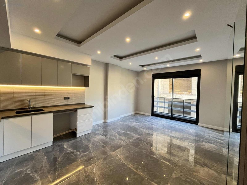 Alanya Merkez Lux Sıfır Satılık 1+1 Daire
