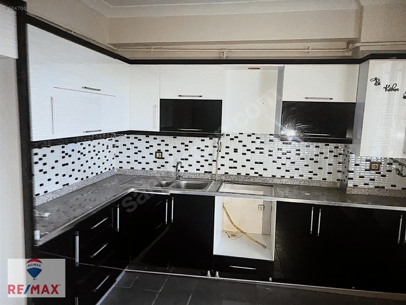 Seyrantepe Toki Bolgesinde Güleryüz Sitesi 2+1, 90 M²