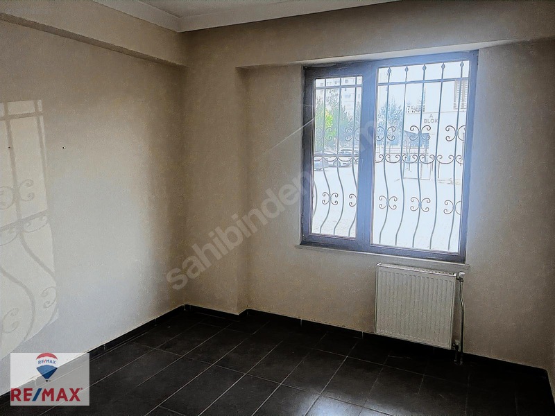 Seyrantepe Toki Bolgesinde Güleryüz Sitesi 2+1, 90 M² — fotoğraf 6