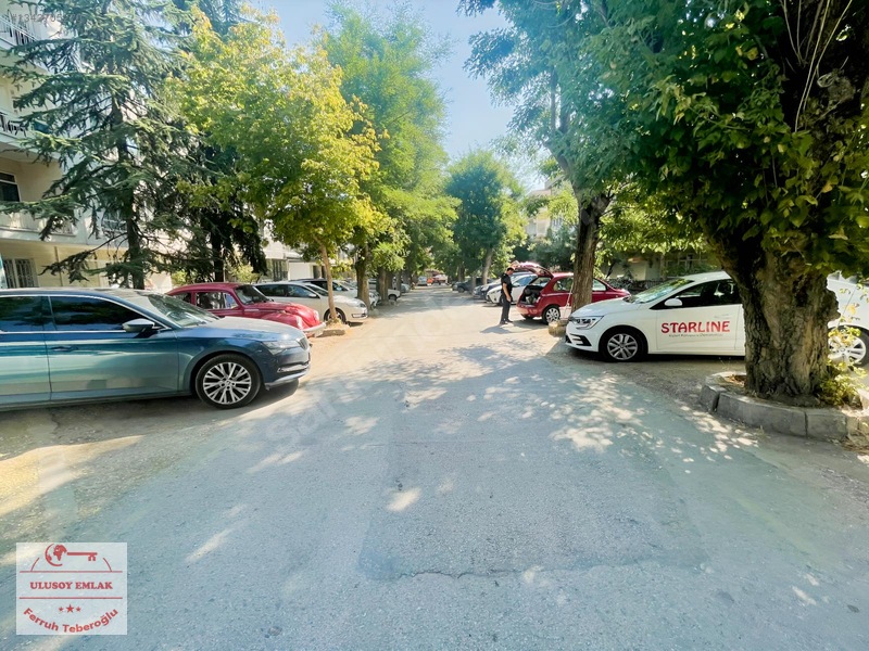 Bahçelievlerde Yeni 3+1 Katta Kombili Ebevyn Banyolu Metro Yakın — fotoğraf 24