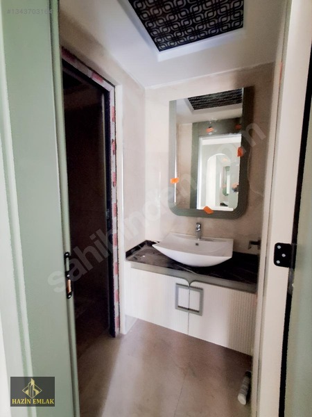 Kiralık 2.5+1 Sıfır Hazin Emlak — fotoğraf 9